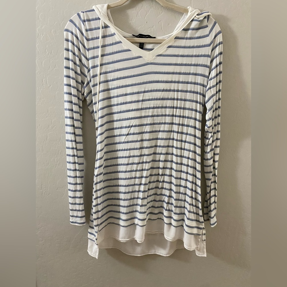 Women’s blue and white hoody